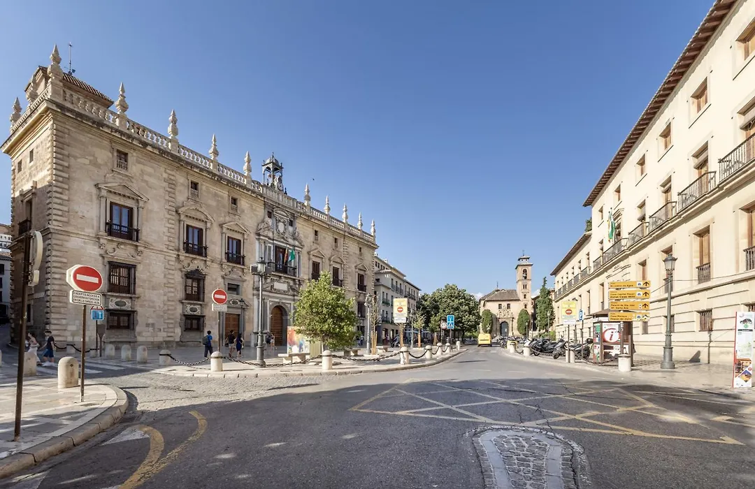 33EnjoyGranadaCentro. Parking opcional.-1